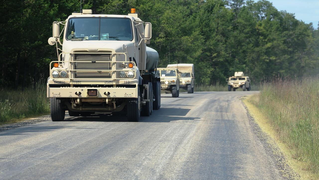 truck, convoy, armored, camo, desert, vehicle, trailer, transport, transportation, industry, travel, delivery, cargo, road, shipping, nature, car, car wallpapers, freight, logistics, lorry, trucking, driving, haul