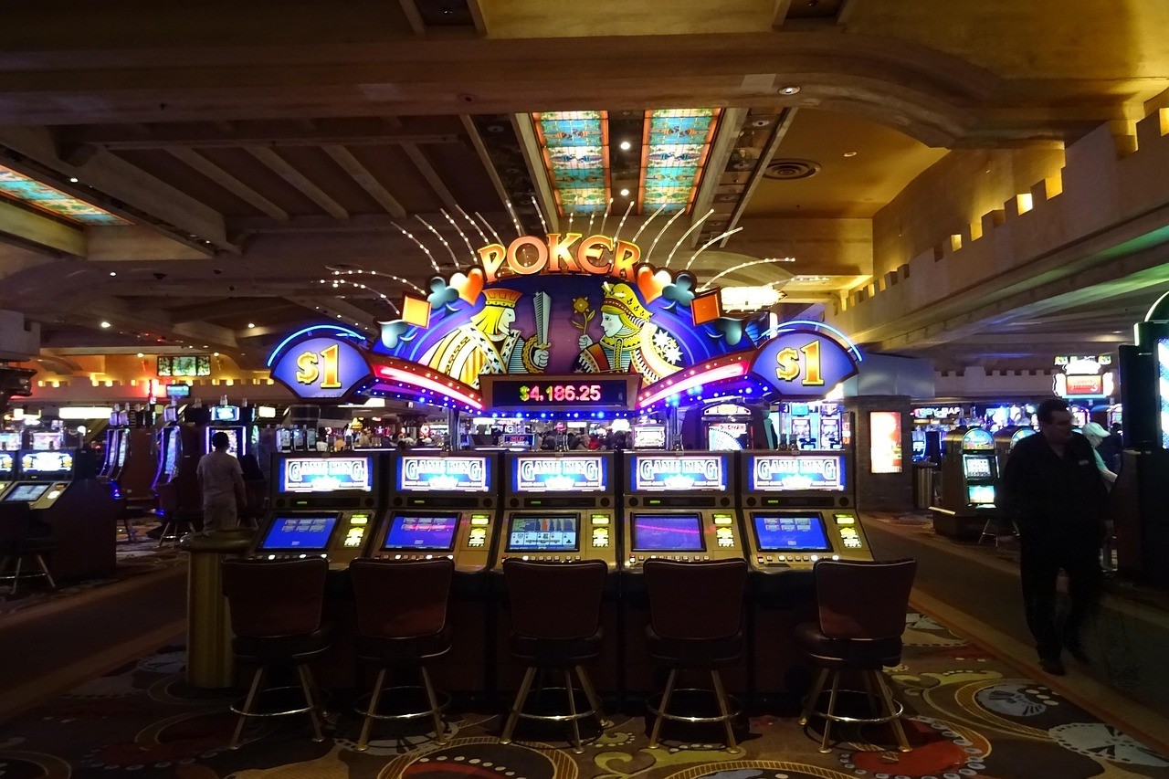 Las Vegas Casinos Continue Adding Fees and Visitors Are Growing Frustrated