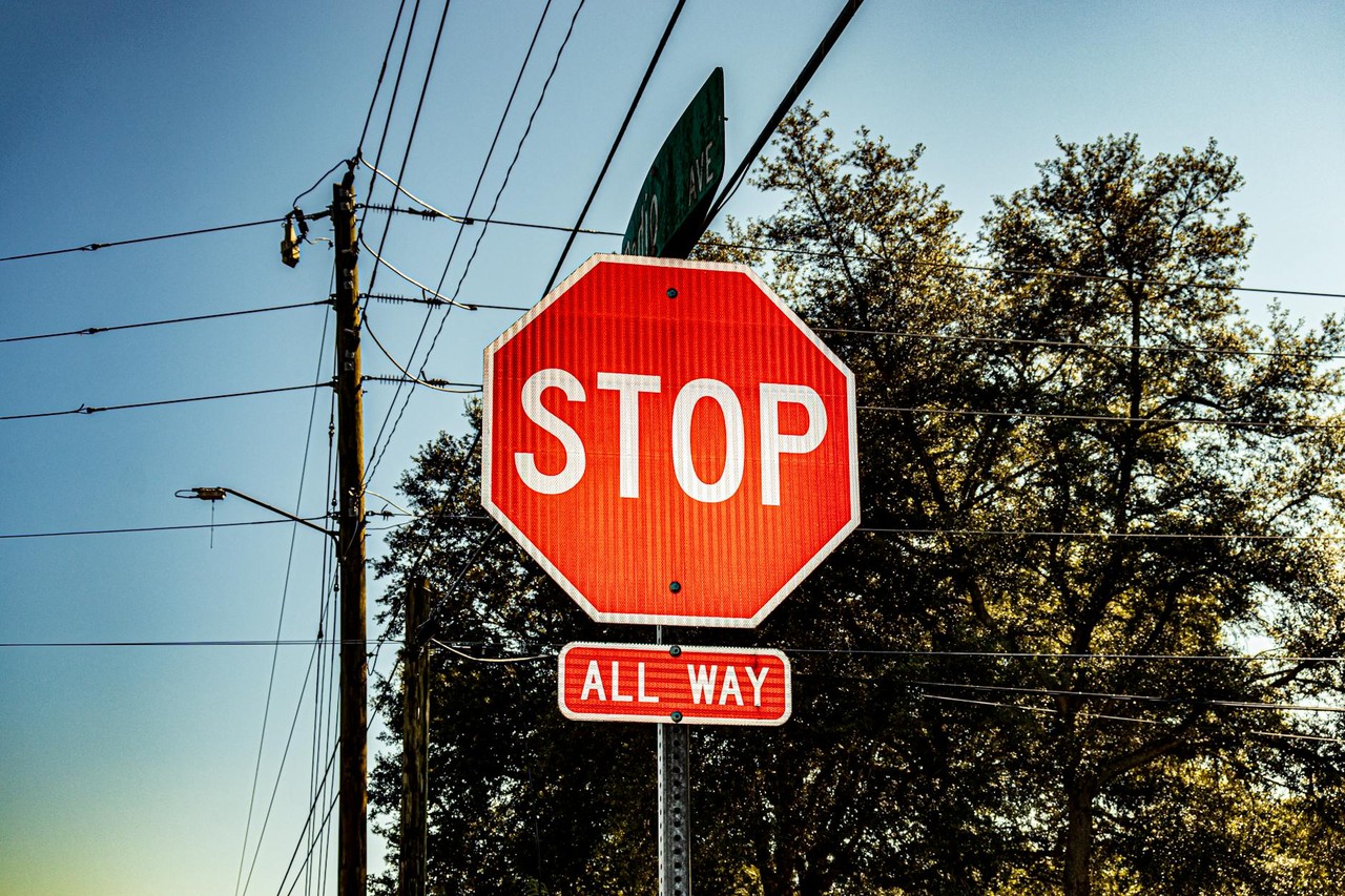 8. Understanding Four-Way Stop and Uncontrolled Intersection Rules