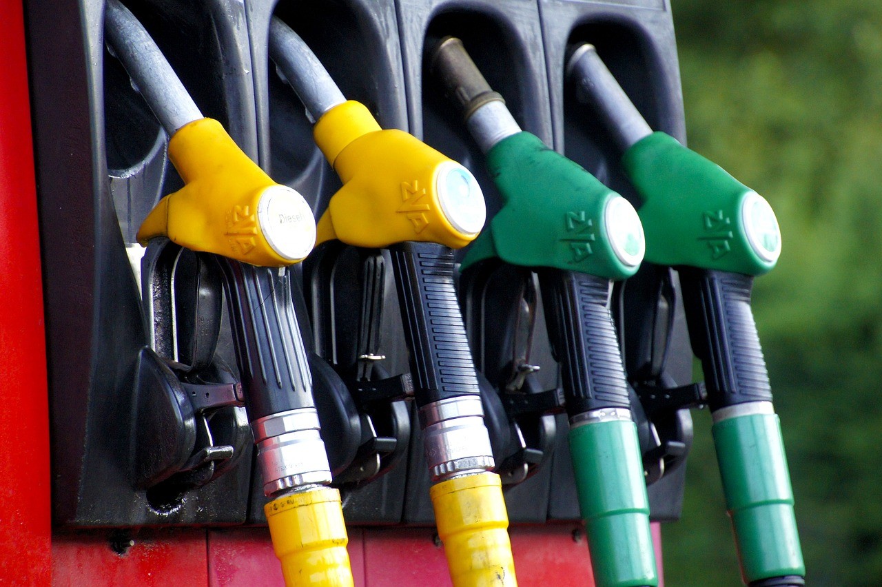 1. Gas Station Pumps